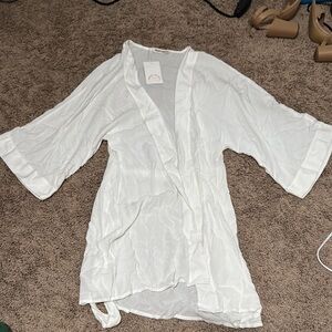 Dippin' Daisy's White Robe